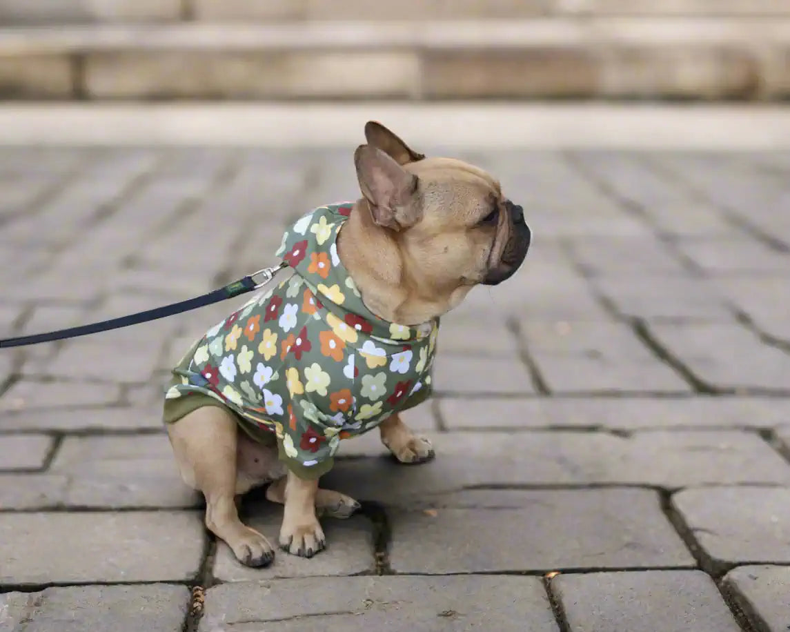 Hunde Hoodie im Blumendesign, Seitenansicht