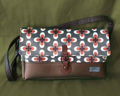 Tasche Samt mit Blumen